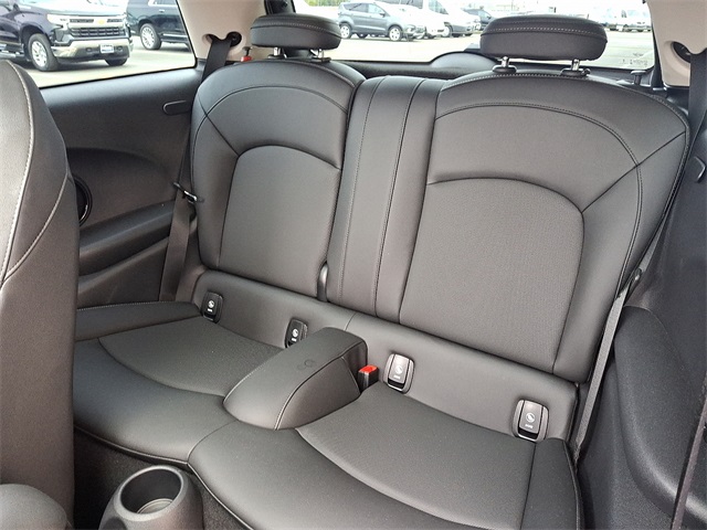 2024 Mini Cooper 2 Door Hardtop Signature photo 10