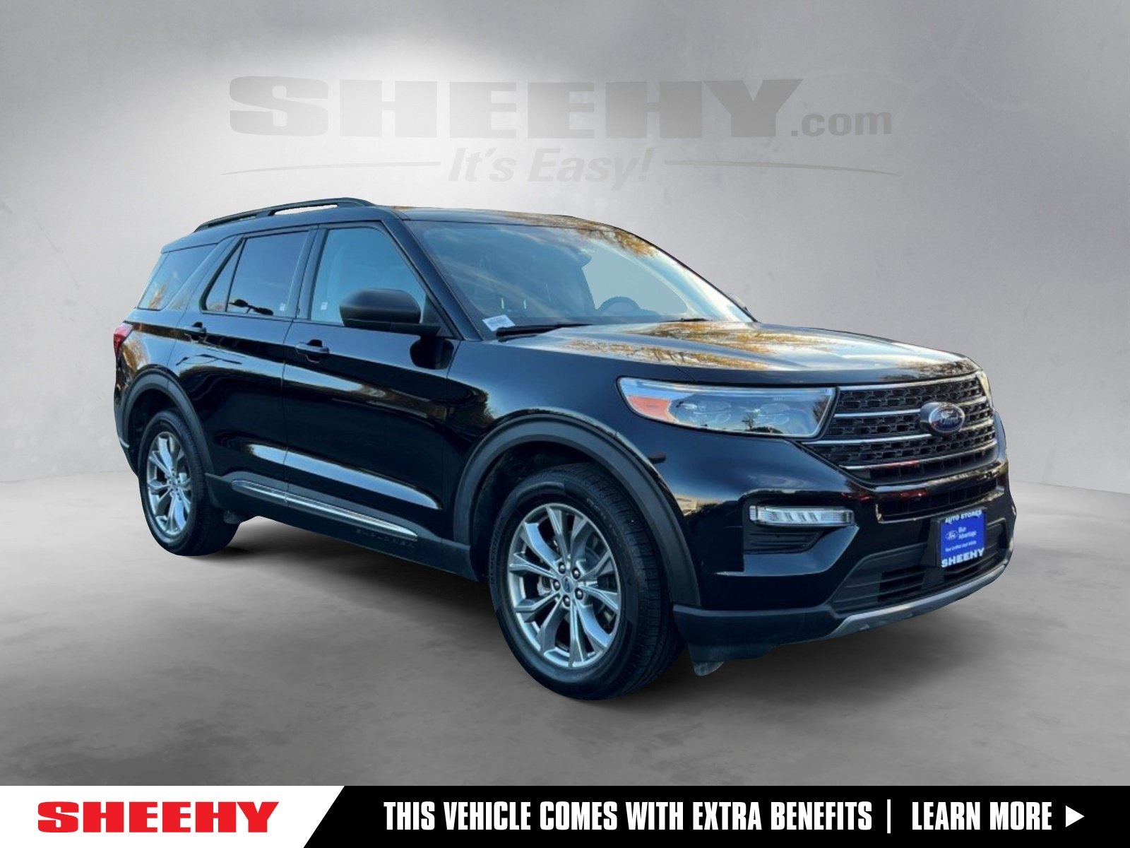 2022 Ford Explorer XLT's photo