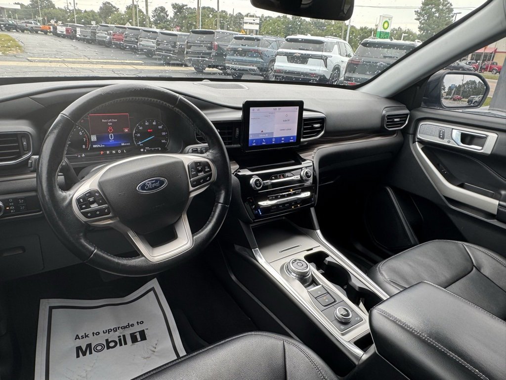 2022 Ford Explorer Limited photo 17