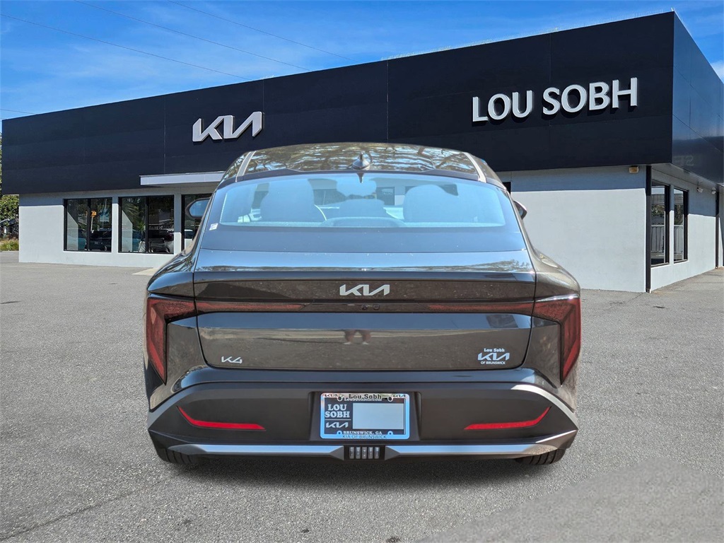 2025 Kia K4 LXS photo 2