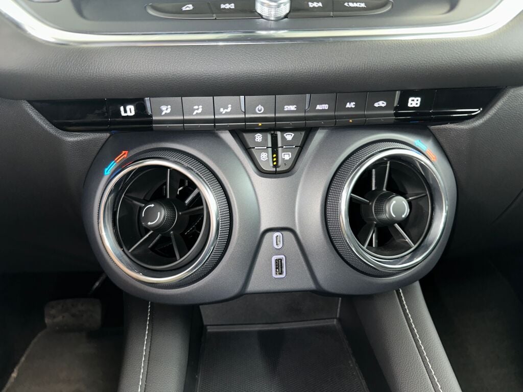 2023 Chevrolet Blazer 2LT photo 13