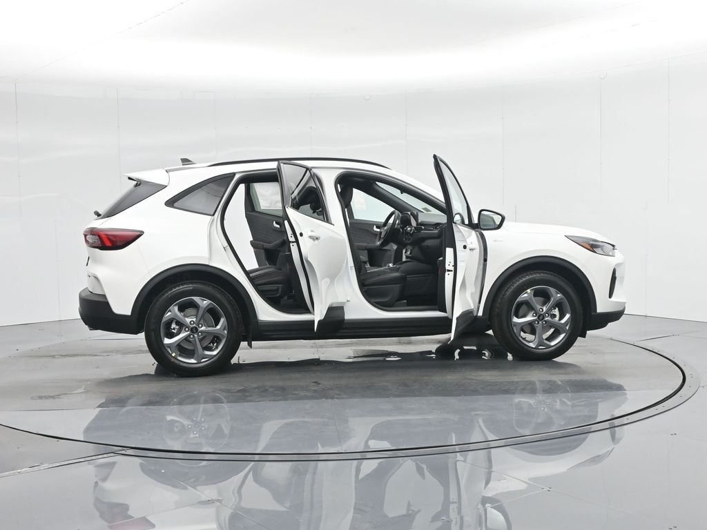 2025 Ford Escape Hybrid ST-Line