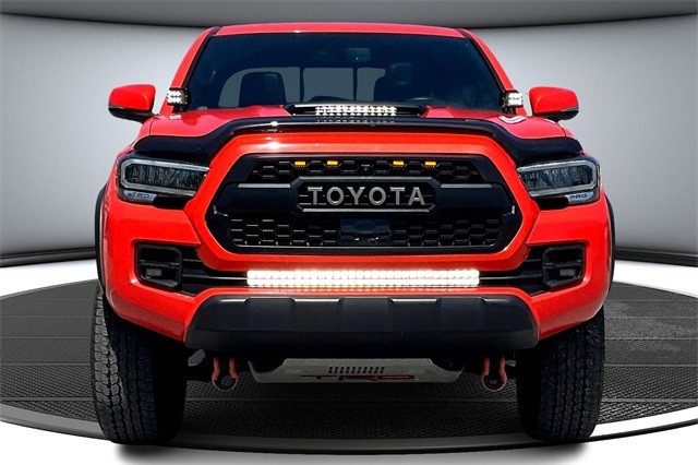 2023 Toyota Tacoma TRD Pro photo 2