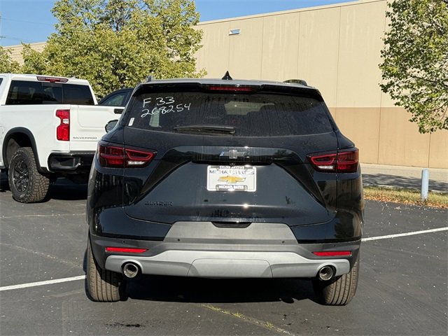 2025 Chevrolet Blazer 2LT photo 4