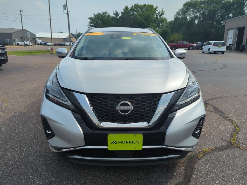 2023 Nissan Murano SV photo 2