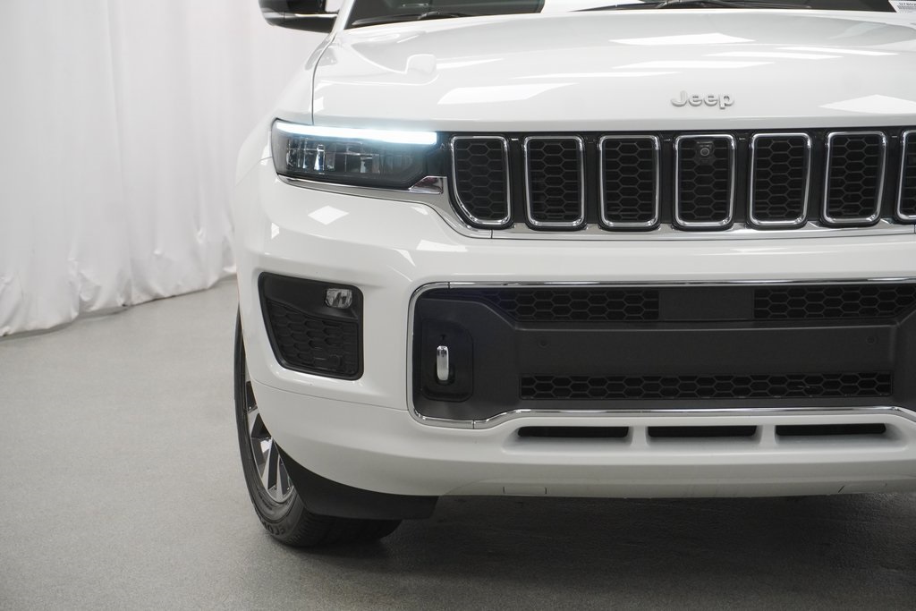 2024 Jeep Grand Cherokee Overland photo 5
