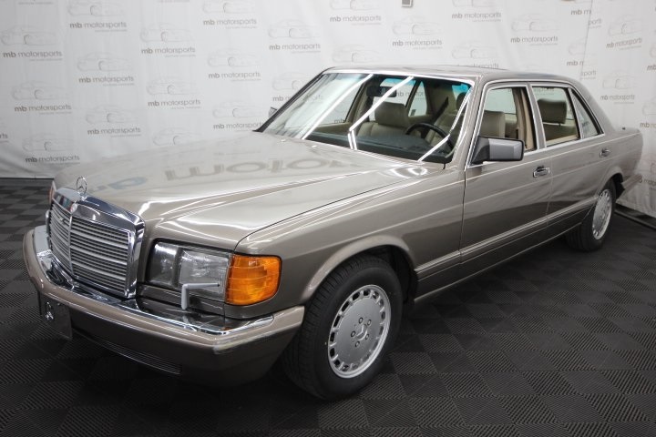 1991 Mercedes-Benz 420's photo