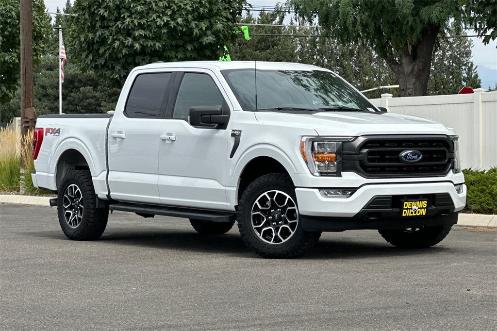 2021 Ford F-150 XLT photo 2