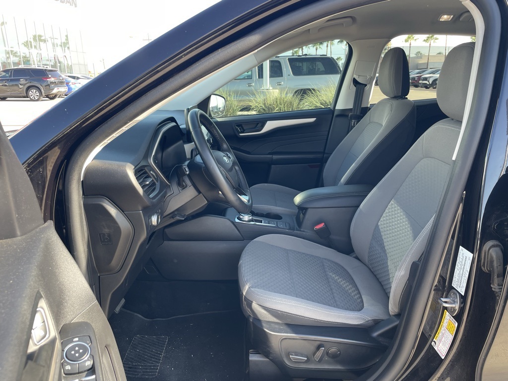 2022 Ford Escape SE photo 13