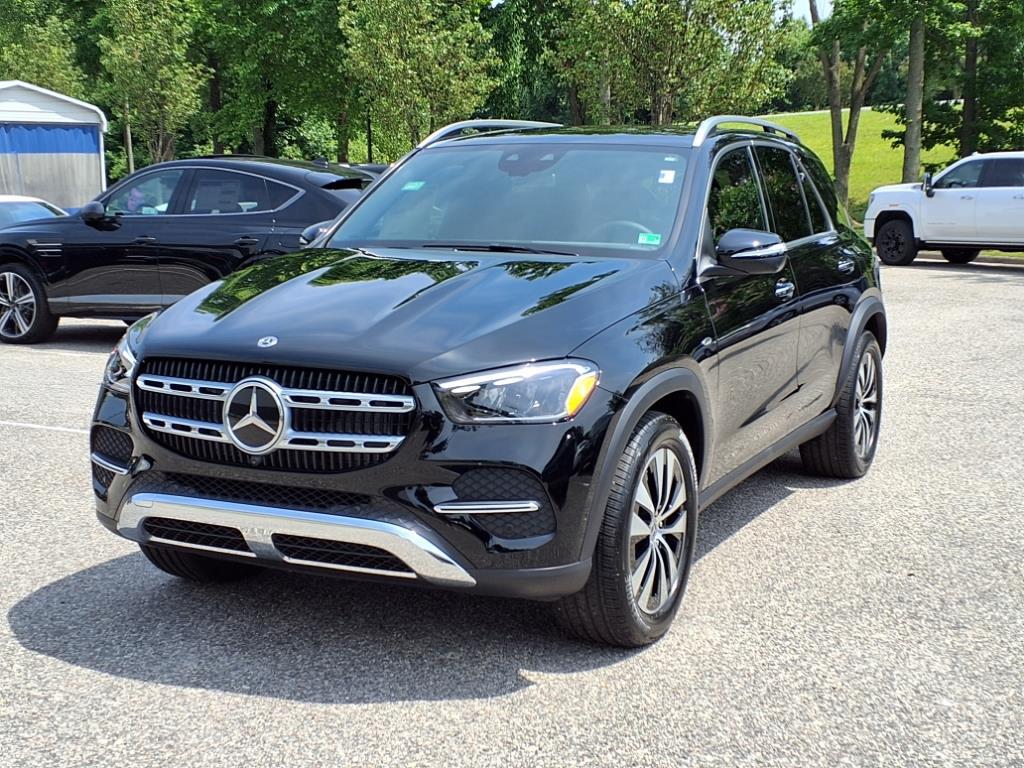 2025 Mercedes Benz GLE 450 4MATIC photo 4