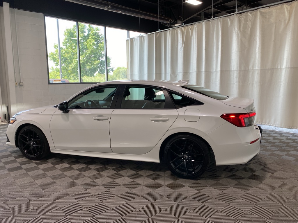 2023 Honda Civic Sport photo 4