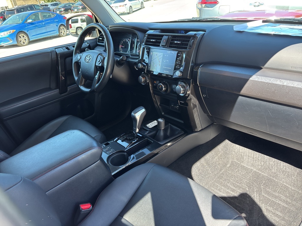 2020 Toyota 4Runner TRD Off-Road Premium photo 14