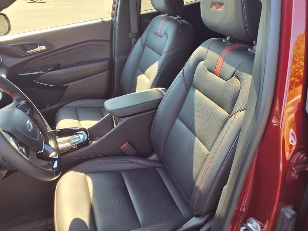 2025 Chevrolet Trax photo 14