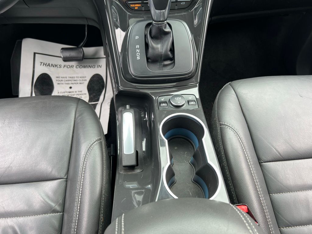 2015 Ford Escape Titanium photo 17