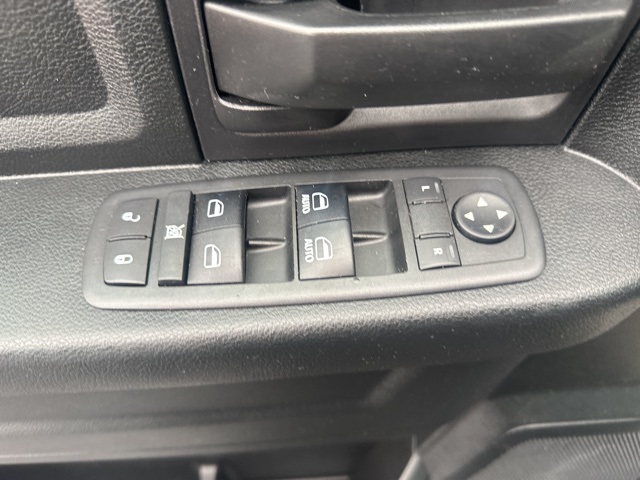 2018 Ram 1500 Tradesman photo 7