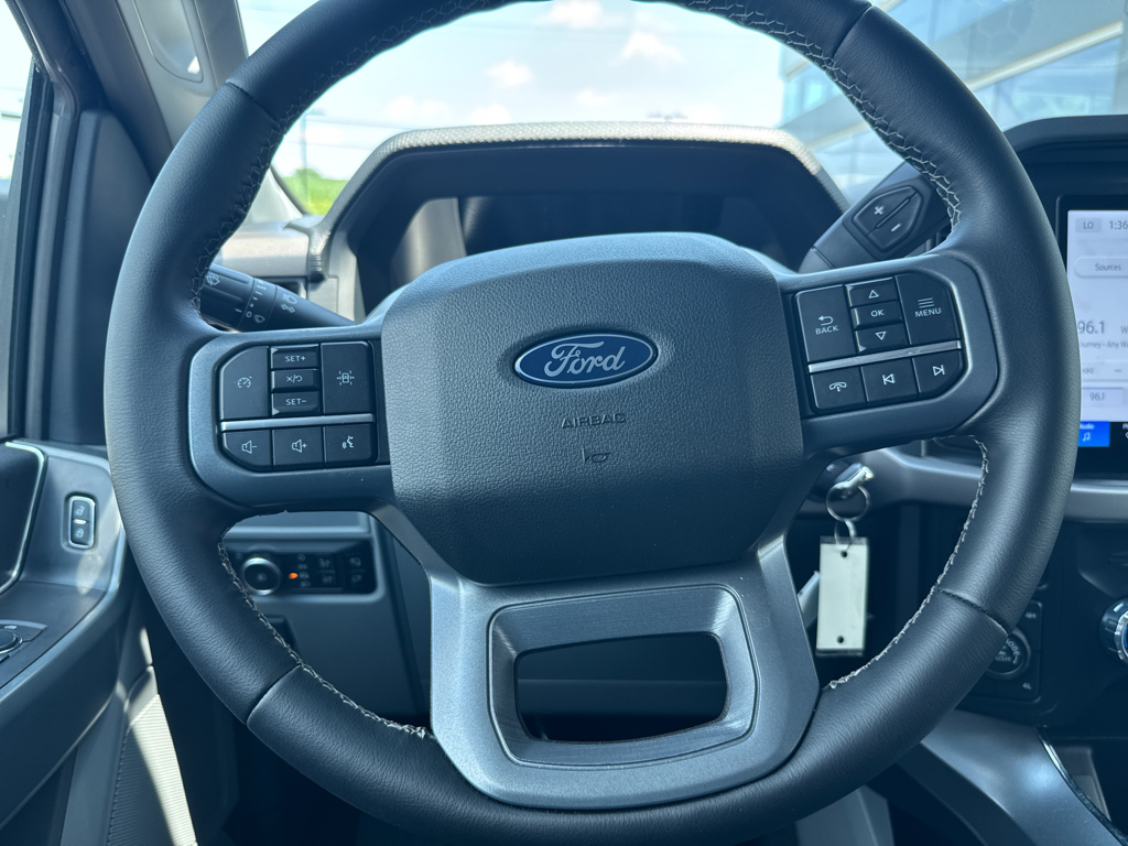 2025 Ford F-150 XLT photo 26