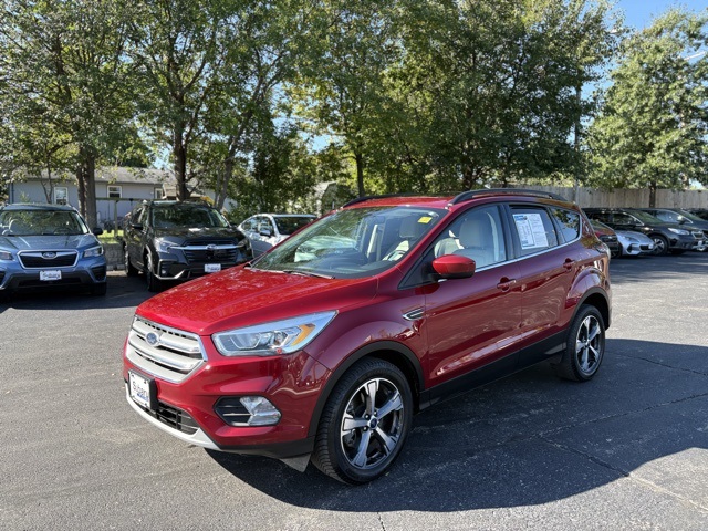 2017 Ford Escape SE photo 2