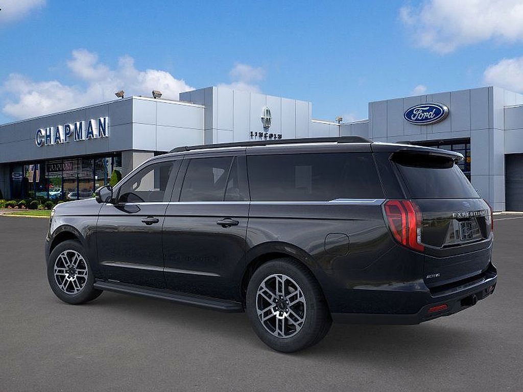 2025 Ford Expedition MAX photo 2