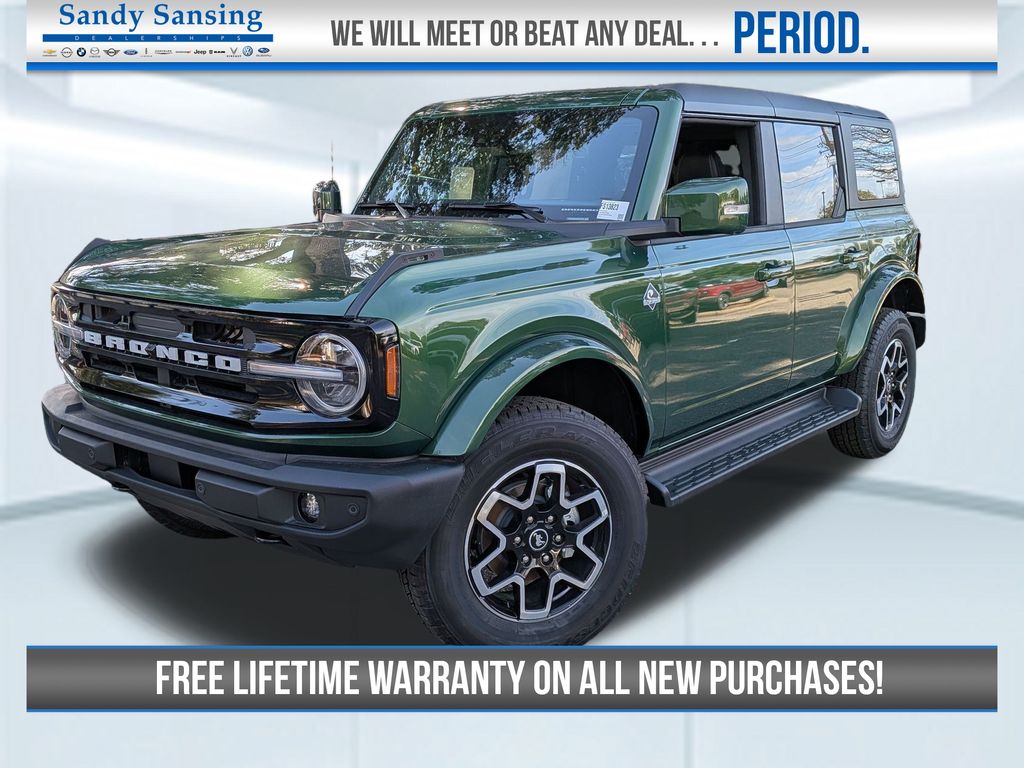 2025 Ford Bronco Outer Banks's photo