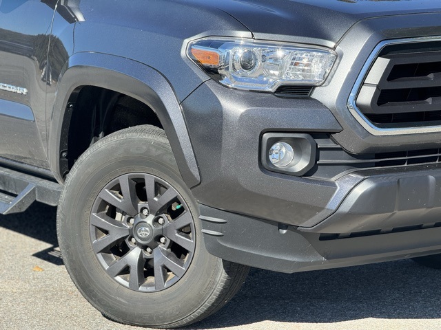 2023 Toyota Tacoma SR5 photo 2