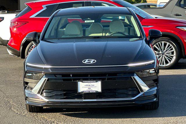 2026 Hyundai Sonata Hybrid Blue photo 9