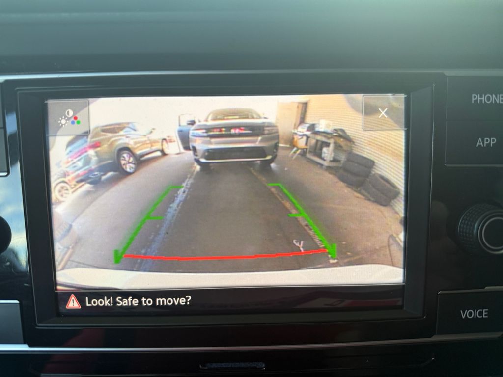2024 Volkswagen Jetta 1.5T Sport photo 24