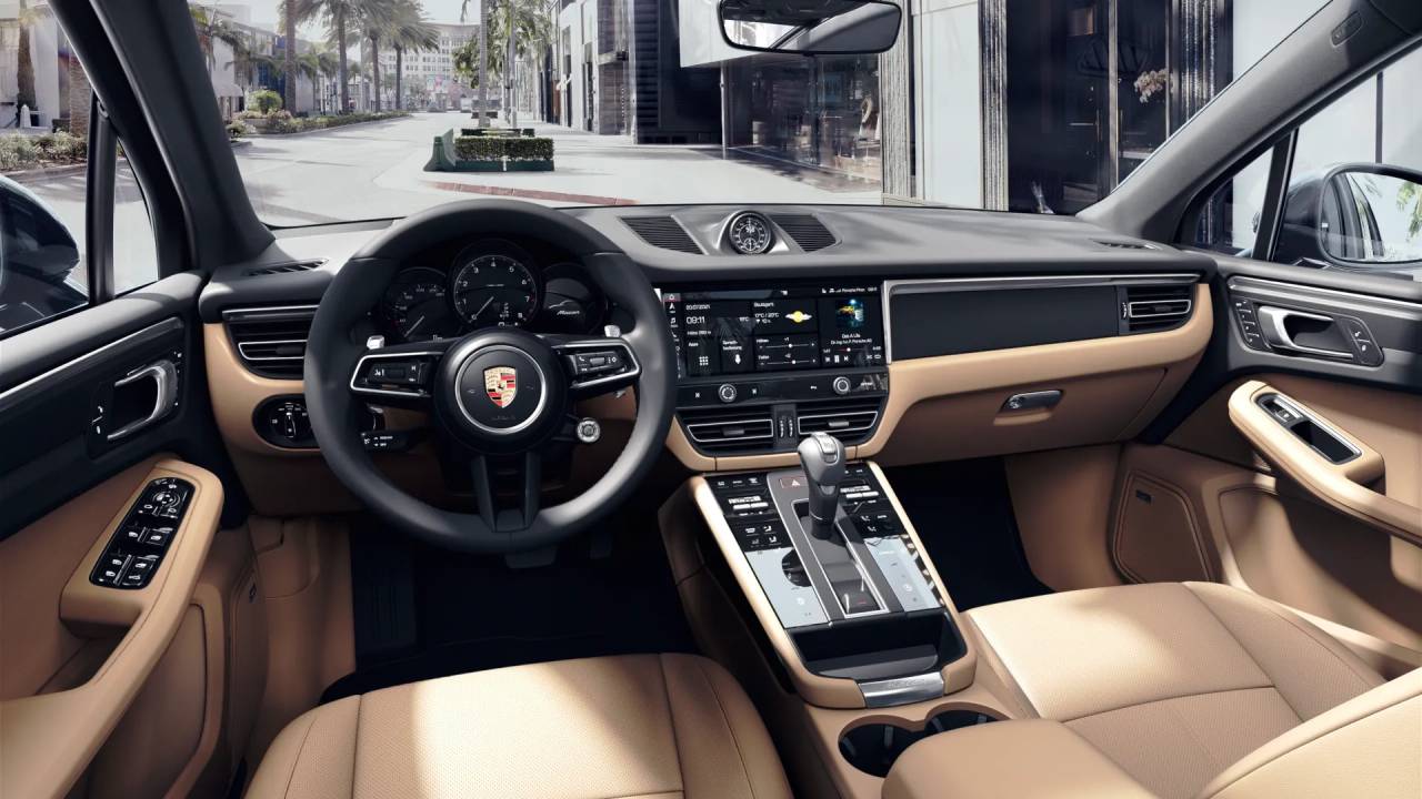 2025 Porsche Macan T photo 5