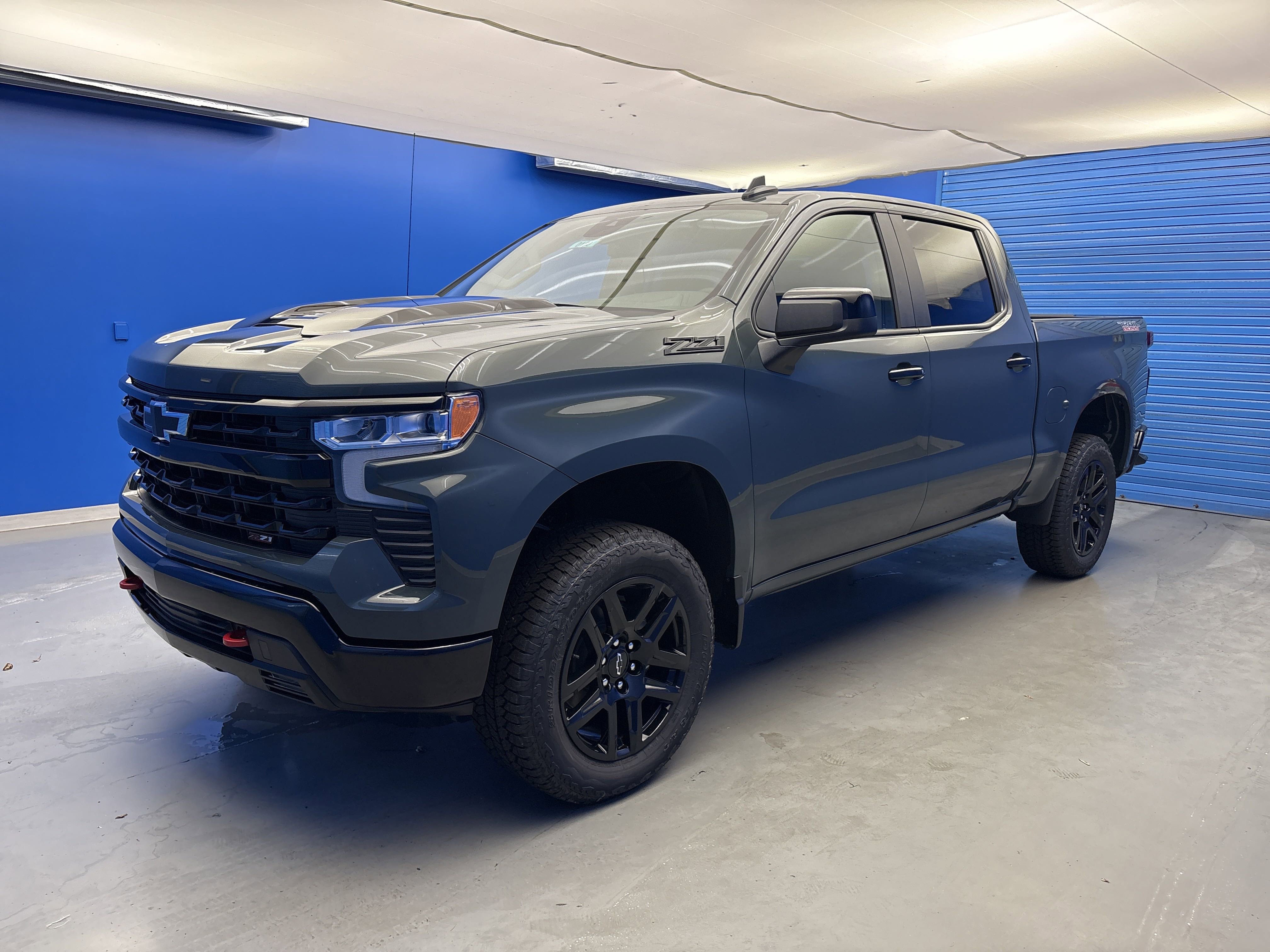 2026 Chevrolet Silverado 1500 LT Trail Boss photo 2