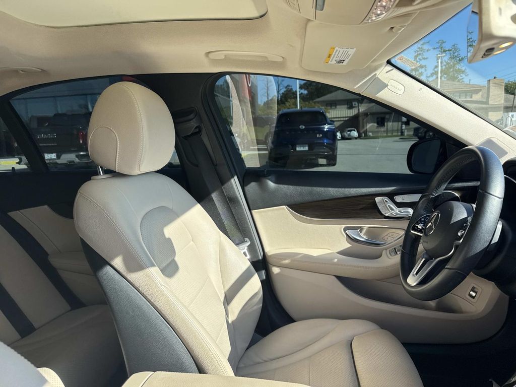 2020 Mercedes Benz C 300 photo 5
