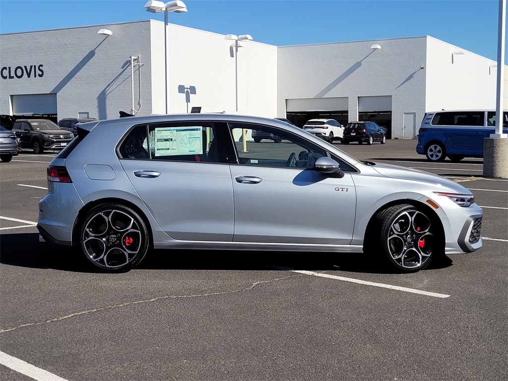 2025 Volkswagen Golf GTI Autobahn photo 4