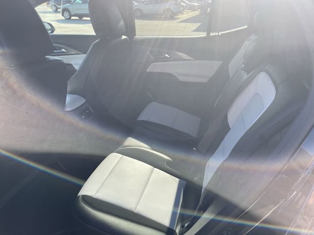 2025 Chevrolet Equinox EV 1LT photo 4