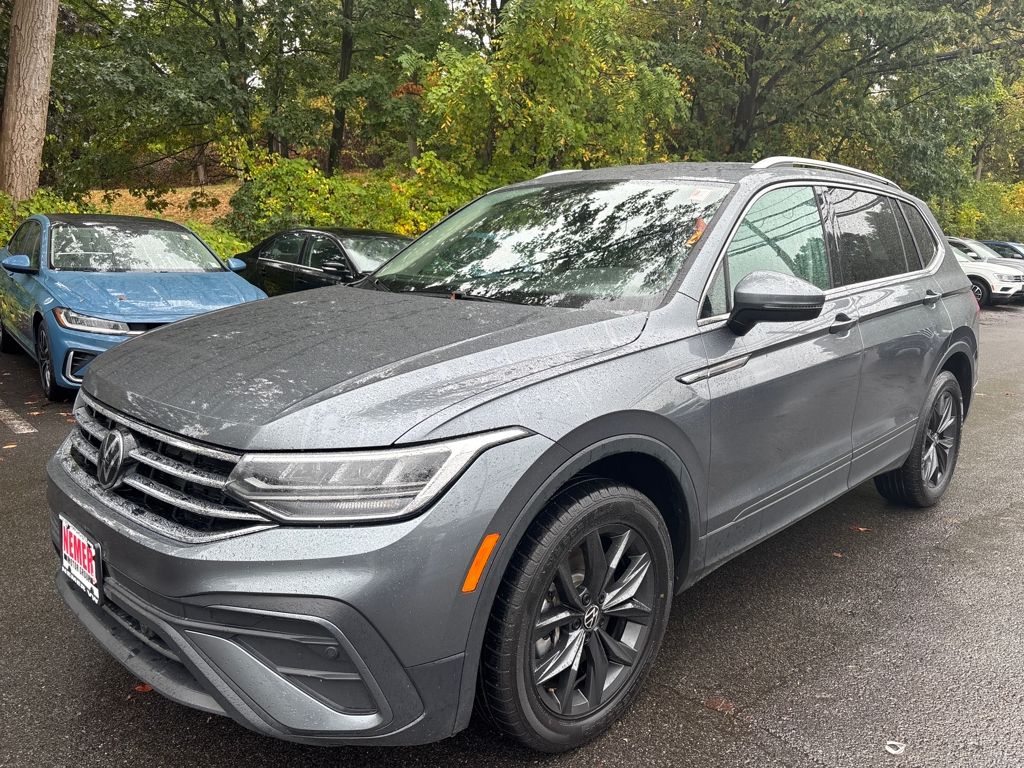 2024 Volkswagen Tiguan SE Wolfsburg Edition photo 5