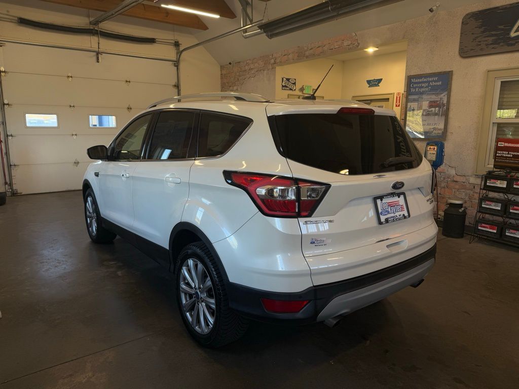 2017 Ford Escape Titanium photo 5