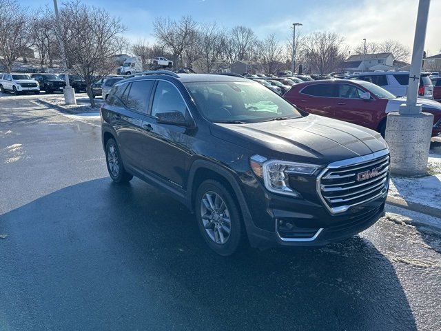 2024 GMC Terrain SLT's photo