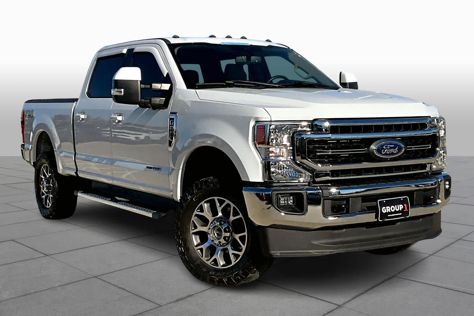 2020 Ford F-250 Lariat photo 2