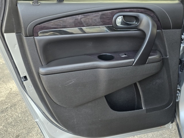 2017 Buick Enclave Leather photo 31