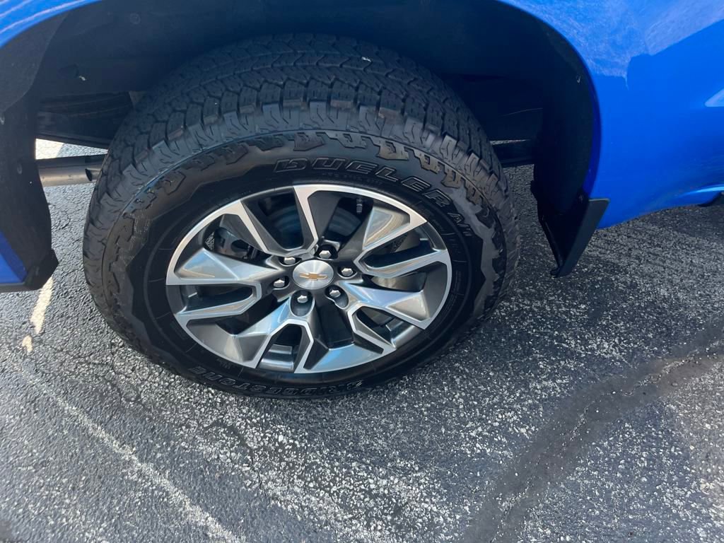 2025 Chevrolet Silverado 1500 LT1 photo 30