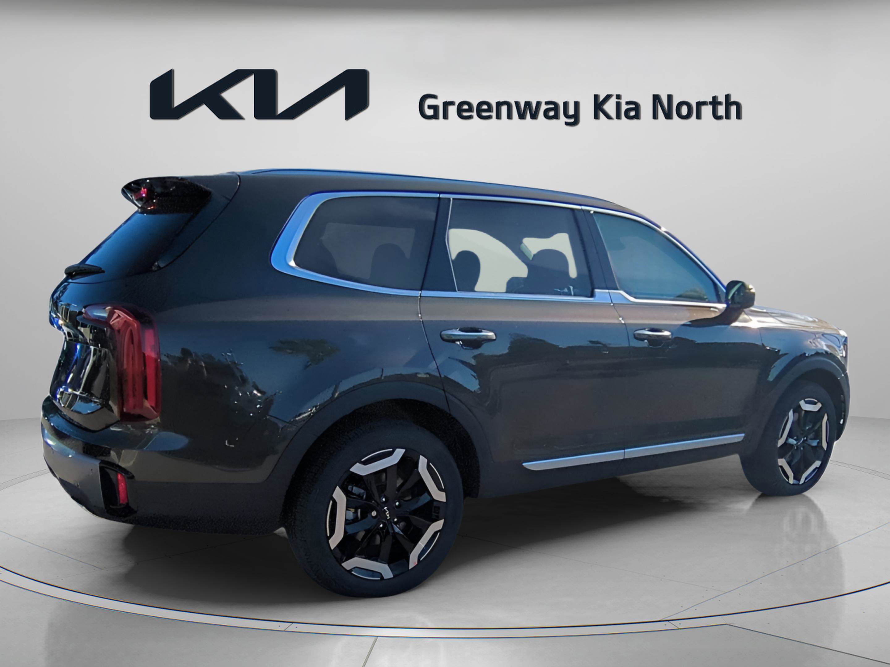 2025 Kia Telluride S photo 7