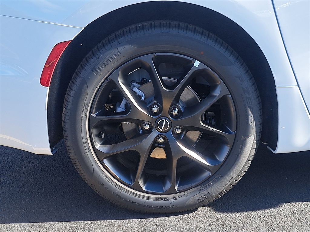 2026 Chrysler Pacifica Limited photo 4