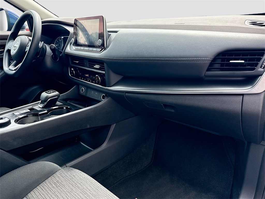 2023 Nissan Rogue SV photo 27