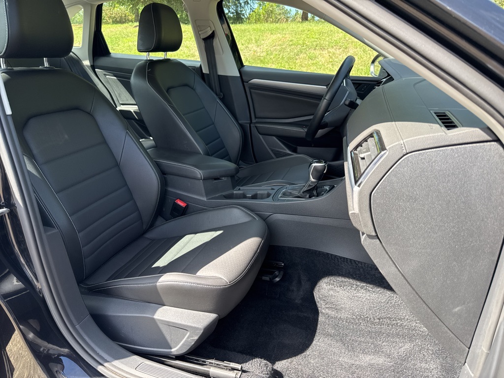2022 Volkswagen Jetta 1.5T SE photo 13