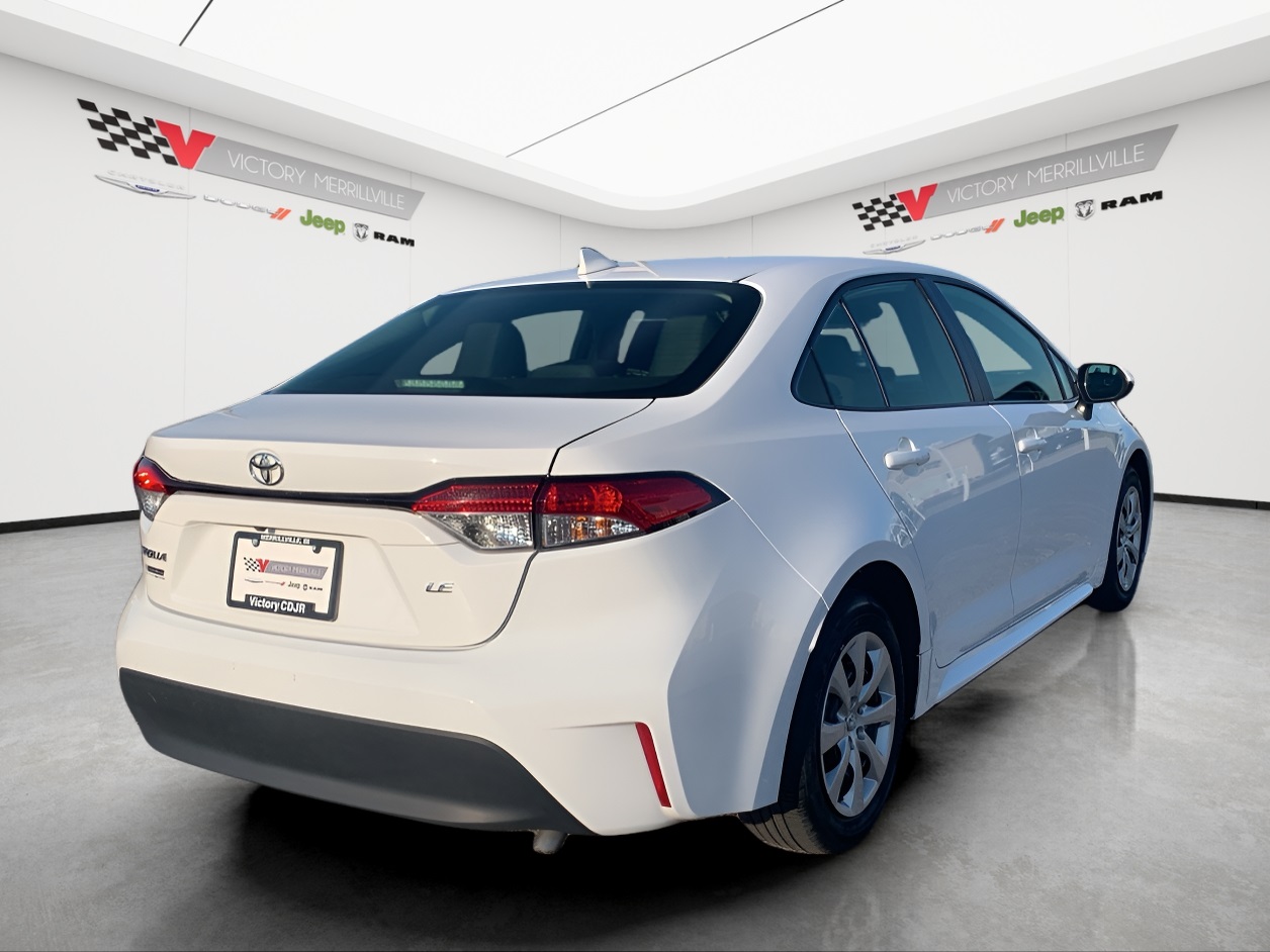 2024 Toyota Corolla LE photo 4