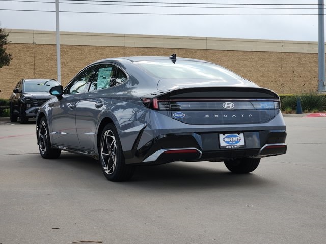 2026 Hyundai Sonata SEL Sport photo 2