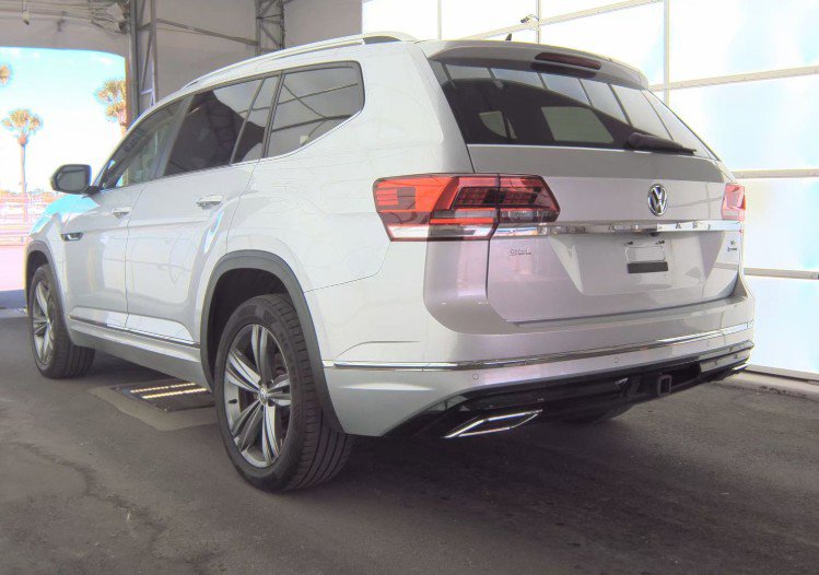 2019 Volkswagen Atlas V6 SEL R-Line photo 3