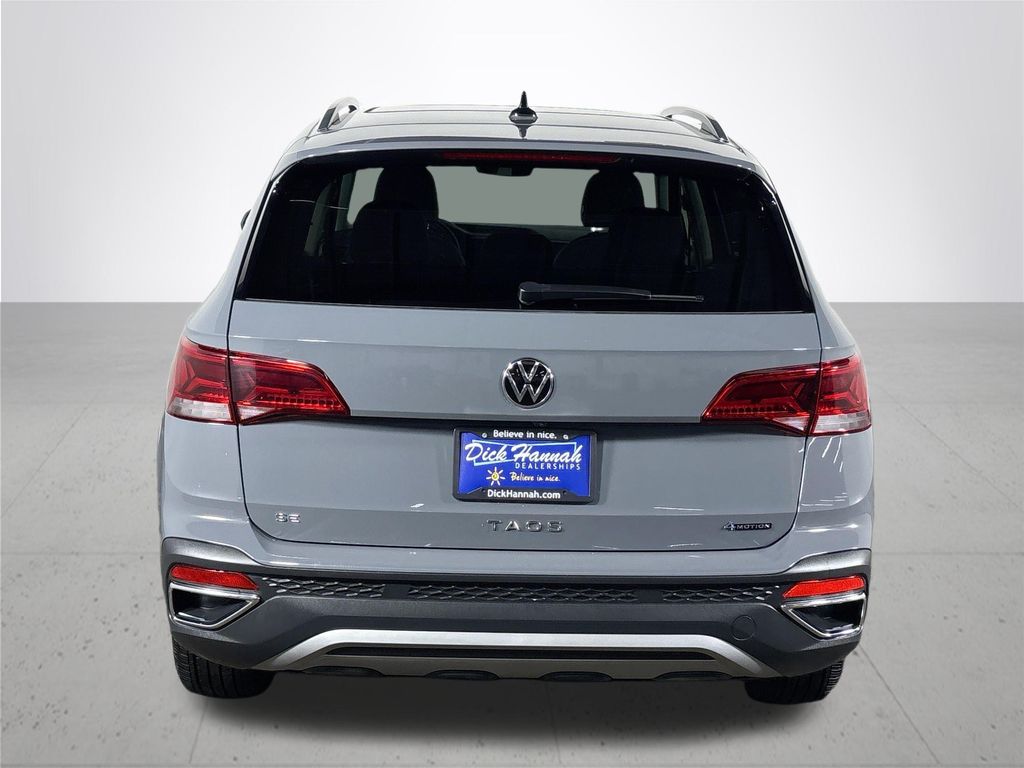 2024 Volkswagen Taos SE photo 7