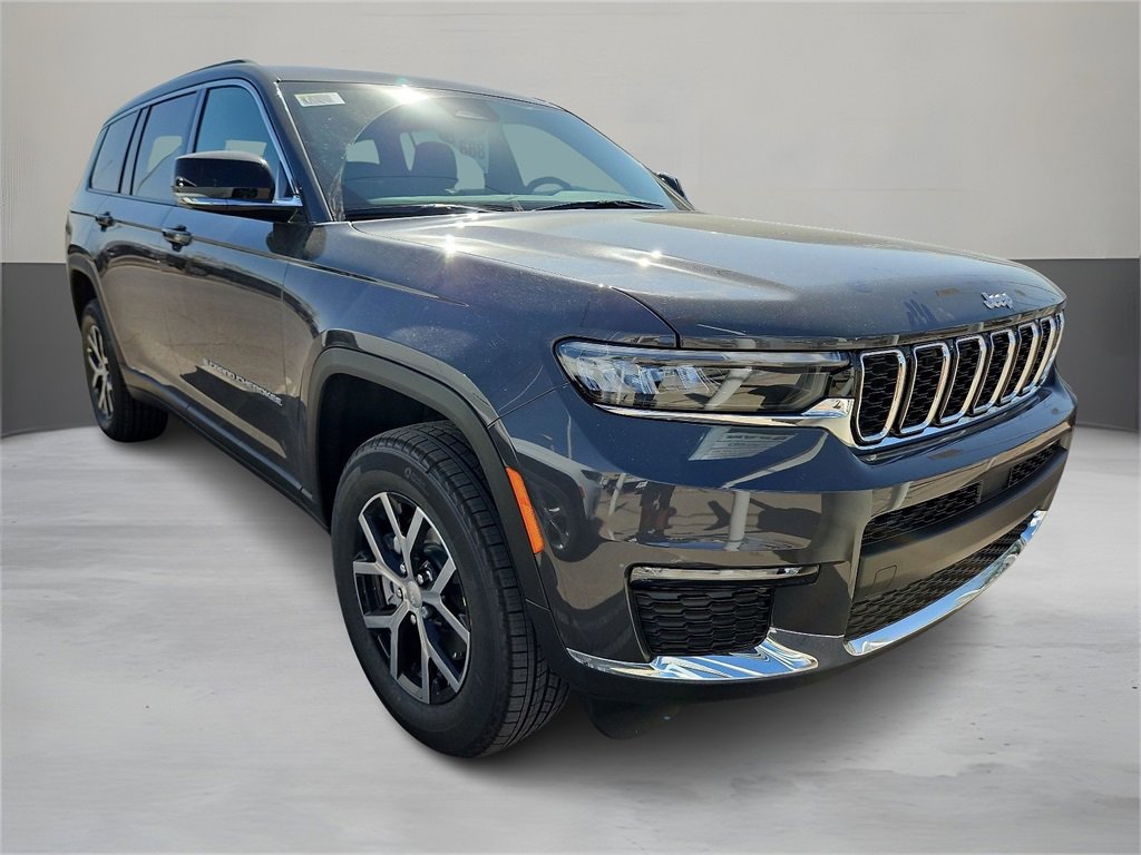 2025 Jeep Grand Cherokee Limited photo 4