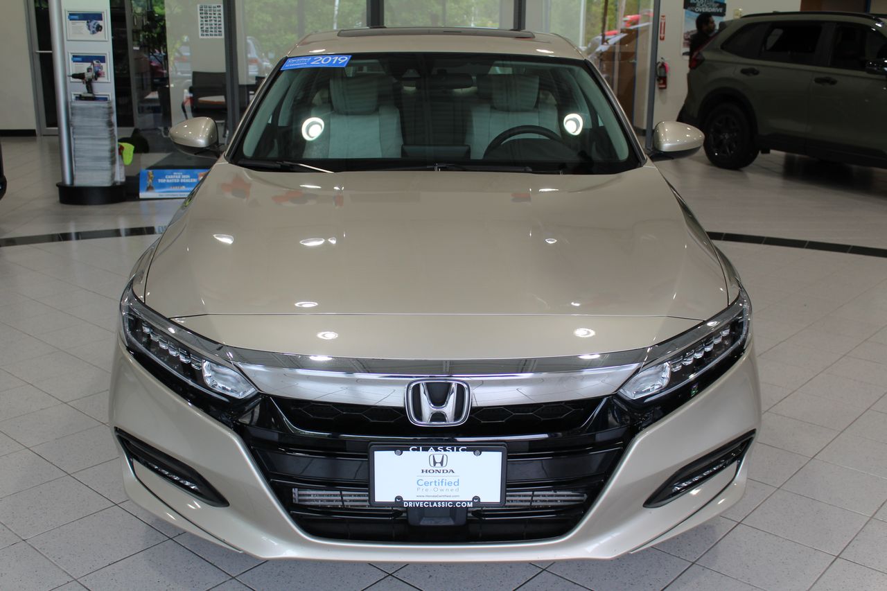 1HGCV1F44KA163604