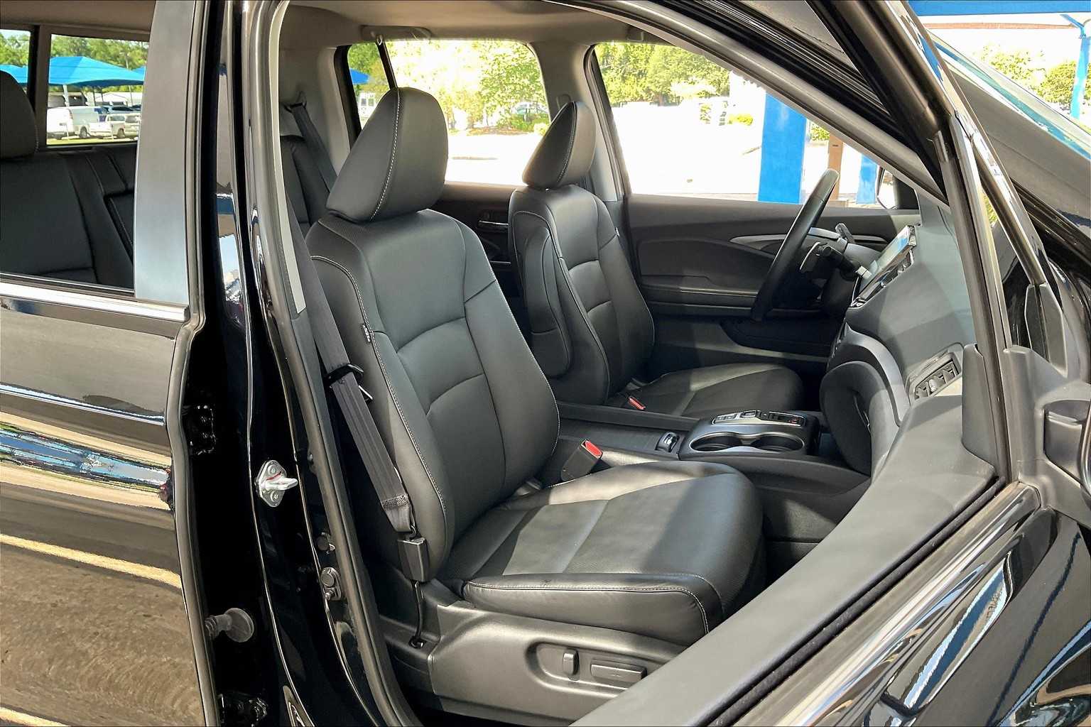 2023 Honda Ridgeline RTL photo 8