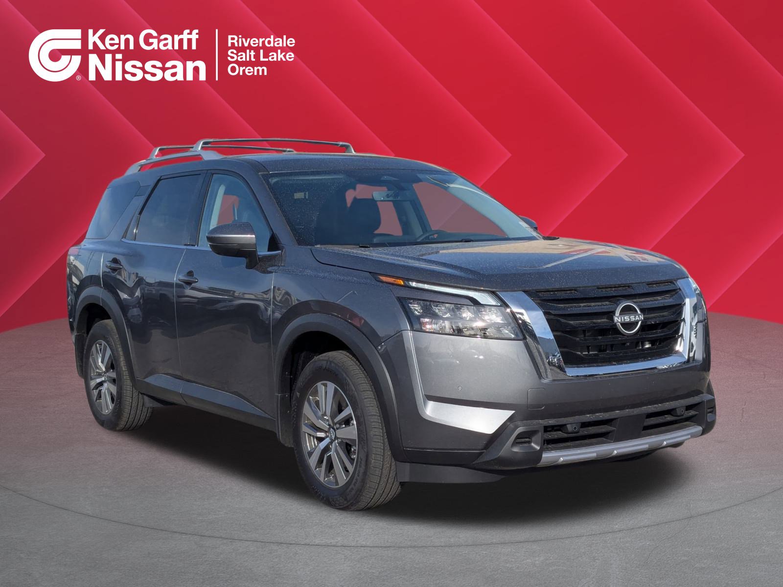 2025 Nissan Pathfinder SL's photo