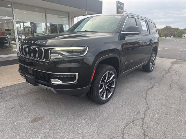 2022 Jeep Wagoneer Series III's photo